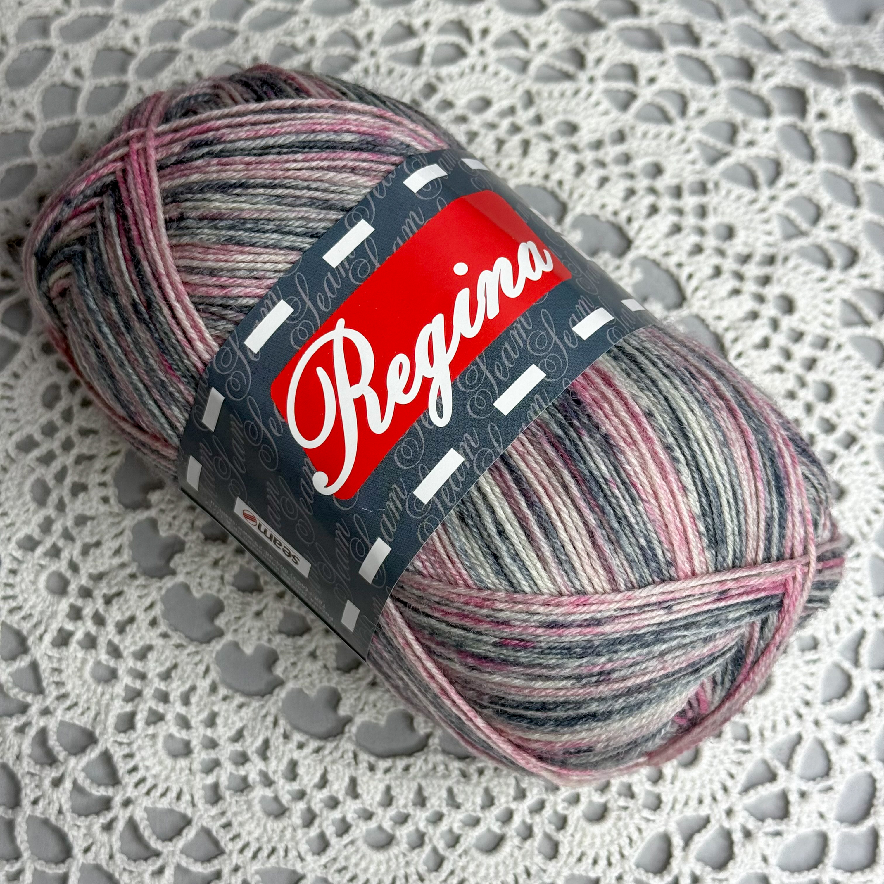 Seam Regina Print 3185