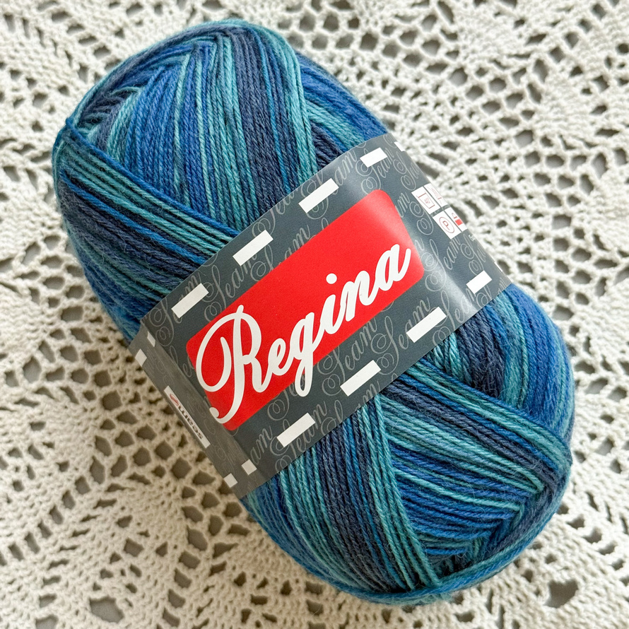 Seam Regina Print 2434